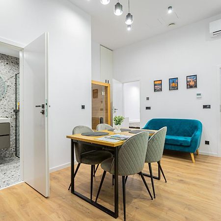 Deluxe4 Apartment With 2 Rooms Next To The Synagogue Free Air Conditioner, Sauna Budapest Bagian luar foto