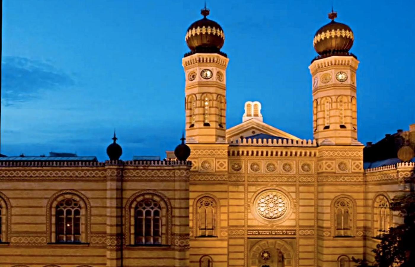 Deluxe4 Apartment With 2 Rooms Next To The Synagogue Free Air Conditioner, Sauna Budapest Bagian luar foto